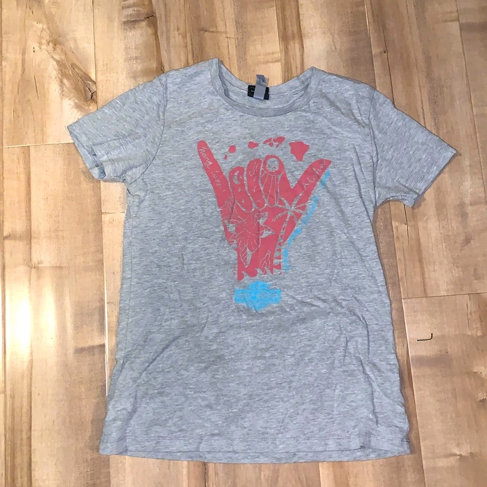 NWOT-Harley Davidson Hawaii T-shirt (purchased in Hawaii)